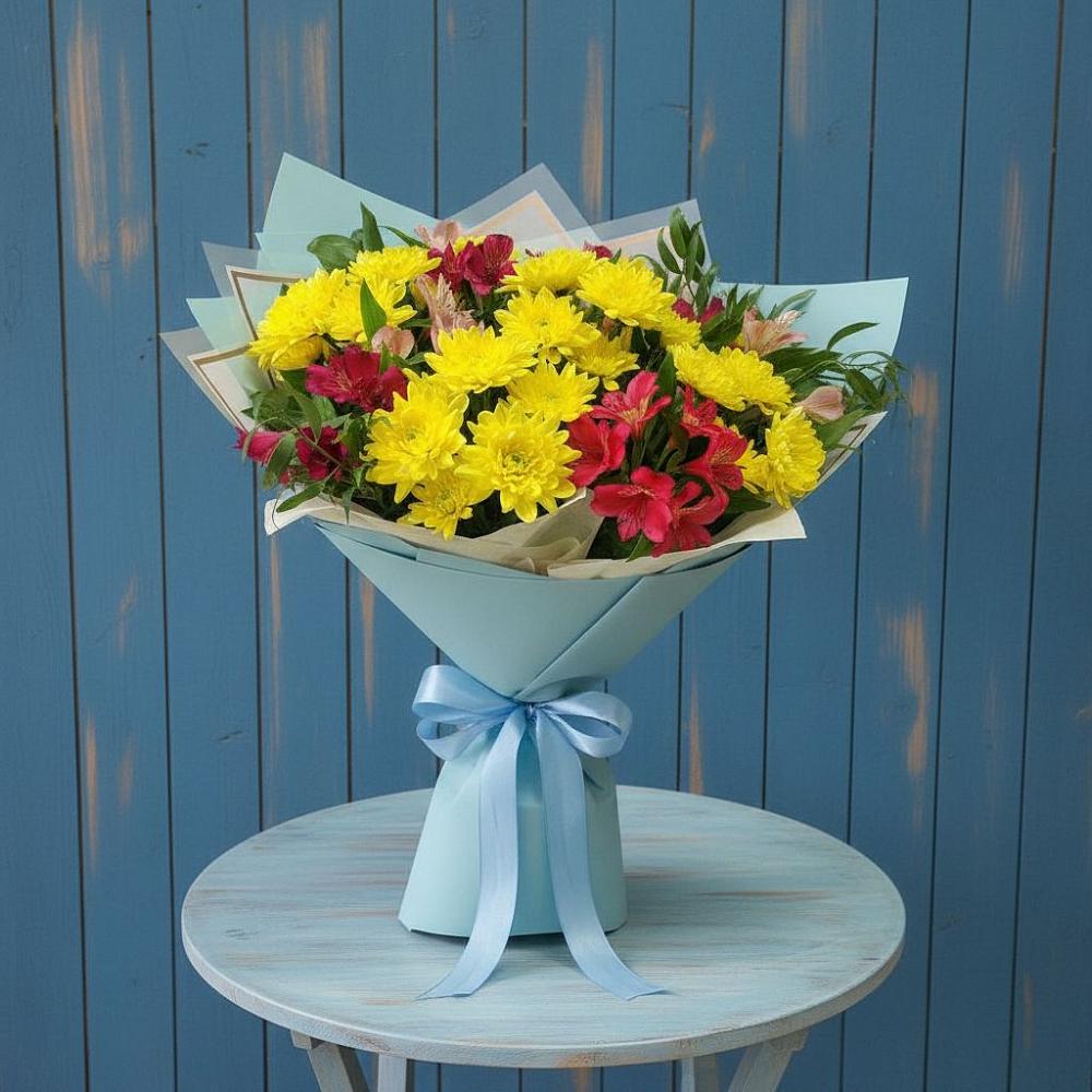 Букет цветов из: Альстромерии и Хризантемы в Уке