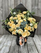 Букет цветов из:  Розы и Лизиантусы #REPLACE_PRED# Уке