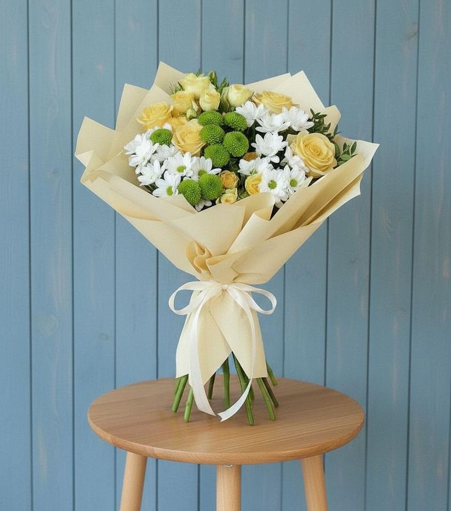 Букет цветов из: Хризантемы и Розы в Уке