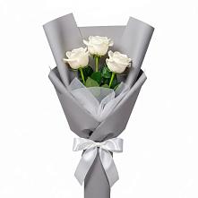 Букет 3 белые розы в Уке