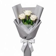 Букет 3 белые розы в Уке