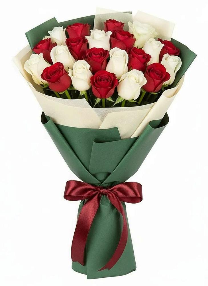 Букет Микс из красных и белых роз в Уке