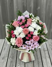 Букет цветов из:  Альстромерии, Гвоздики, Розы и Хризантемы #REPLACE_PRED# Уке