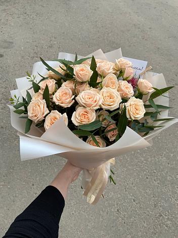Букет Кремовые розы Латте в Уке
