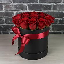 Цветочная композиция из Розы в шляпной коробке #REPLACE_PRED# Уке