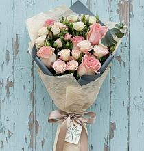 Букет цветов из:  Розы в Уке