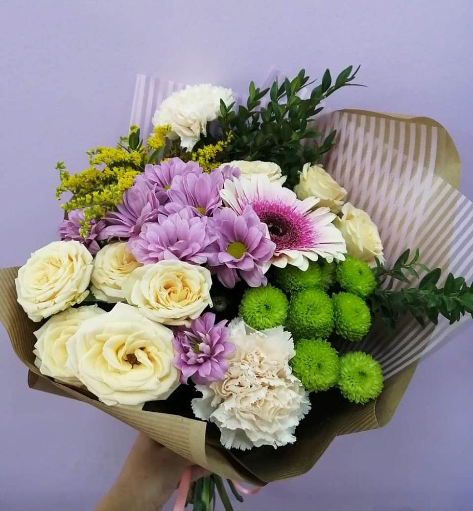 Букет цветов из: Хризантемы, Розы, Гвоздики и Герберы в Уке